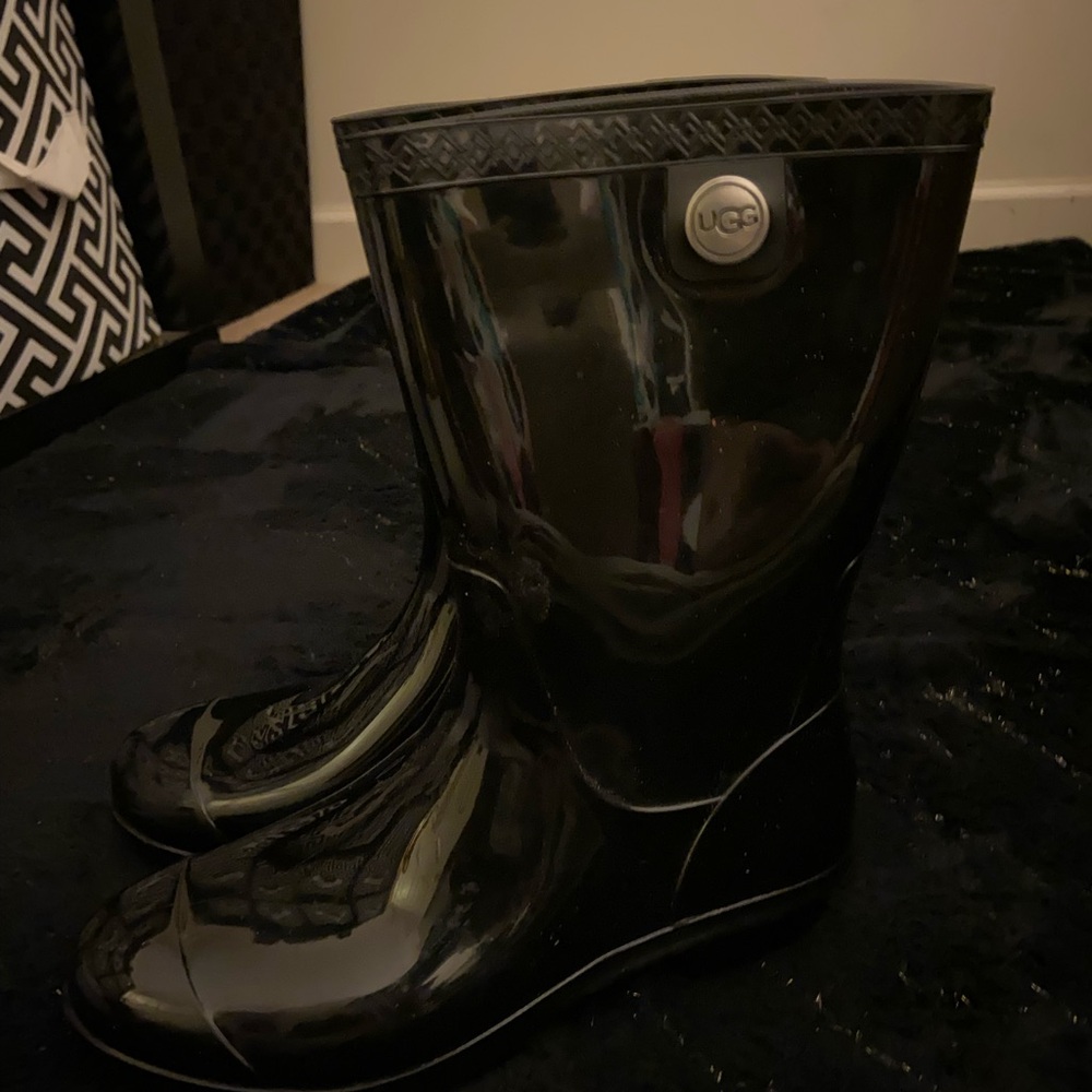 UGG Glossy Black Boots